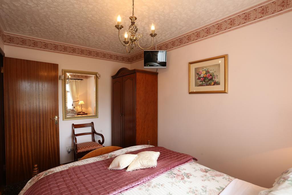 Sleepy Hollow B&B Ballymena Quarto foto